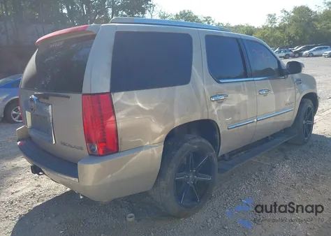 2011 Cadillac Escalade Premium from USA, damaged, VIN 1GYS4CEF1BR160800